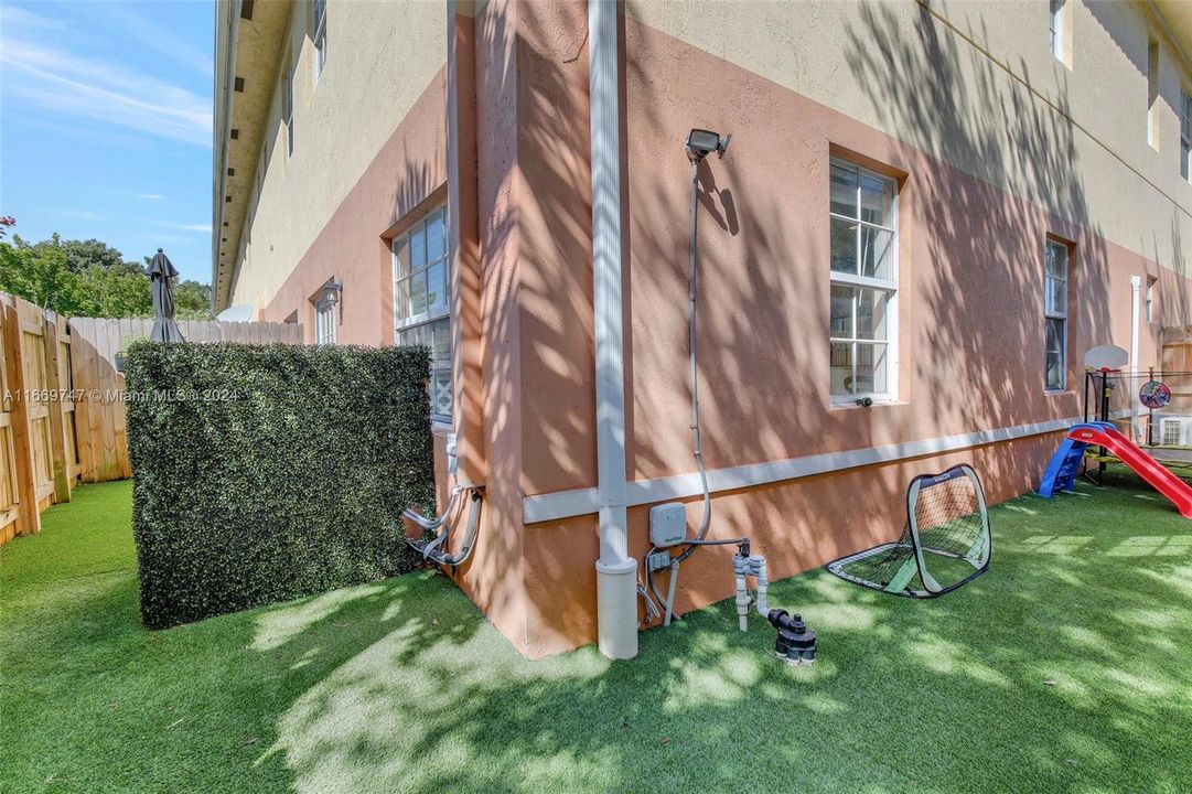 En Venta: $485,000 (3 camas, 2 baños, 1580 Pies cuadrados)