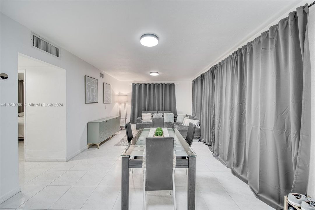 En Venta: $149,995 (1 camas, 1 baños, 826 Pies cuadrados)