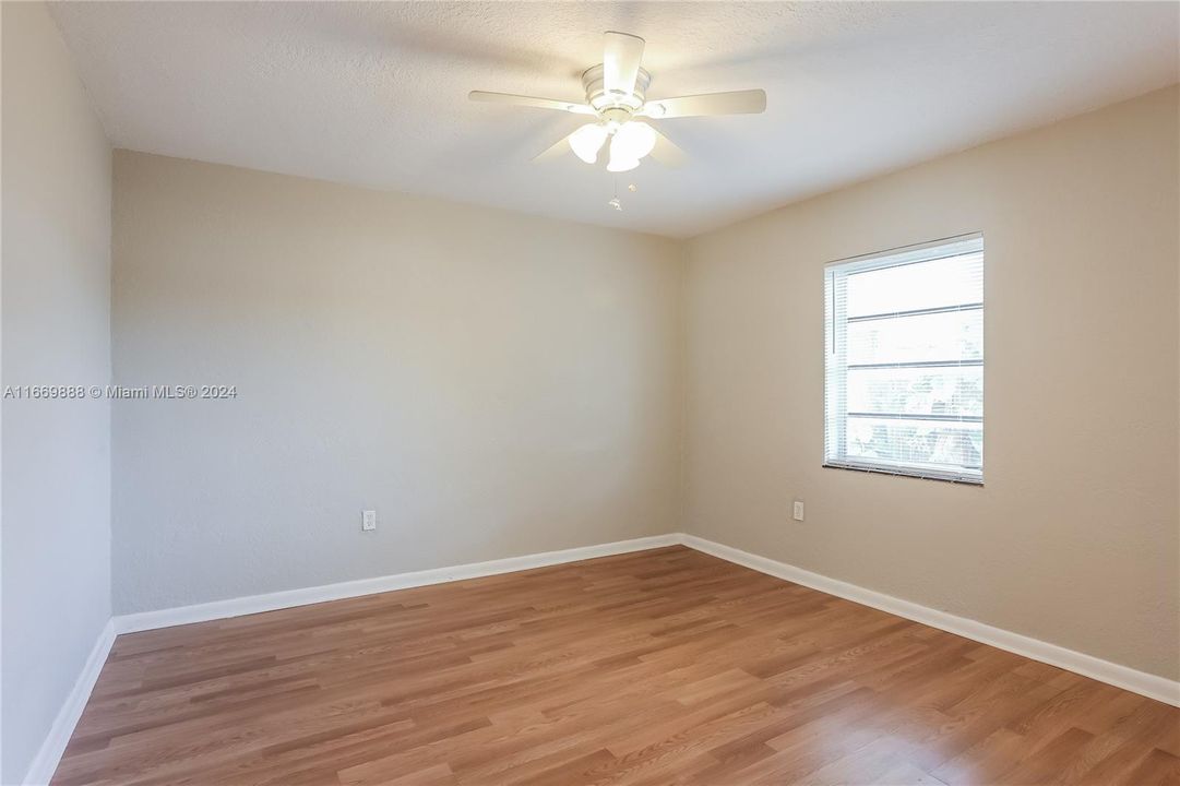 For Rent: $3,160 (3 beds, 2 baths, 1220 Square Feet)