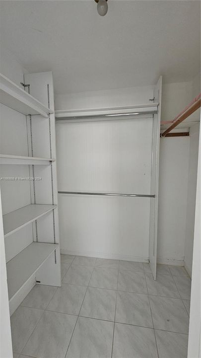 En Venta: $269,900 (2 camas, 2 baños, 1070 Pies cuadrados)