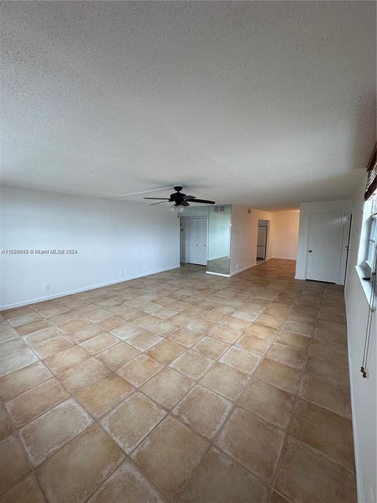 For Sale: $299,000 (2 beds, 2 baths, 1332 Square Feet)