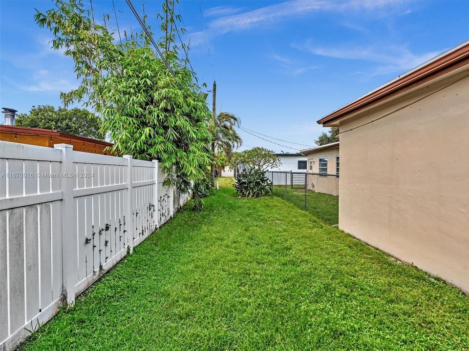 For Sale: $620,000 (3 beds, 2 baths, 2120 Square Feet)