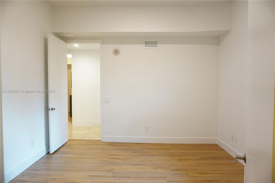 For Sale: $365,000 (2 beds, 2 baths, 1758 Square Feet)