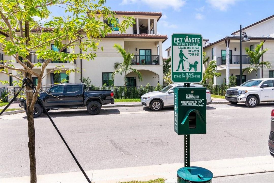 For Sale: $515,000 (2 beds, 2 baths, 1129 Square Feet)