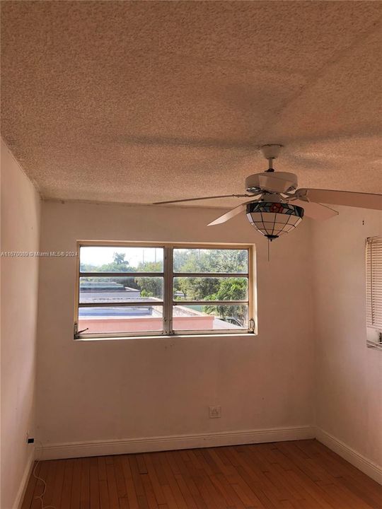 For Rent: $3,300 (3 beds, 2 baths, 3196 Square Feet)