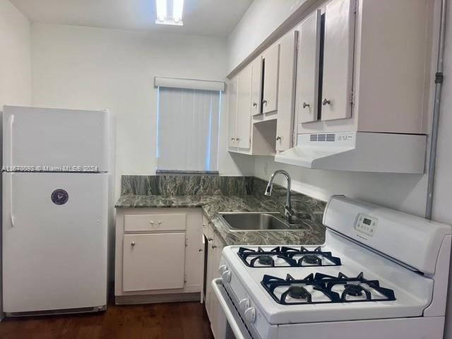 For Rent: $1,800 (1 beds, 1 baths, 0 Square Feet)