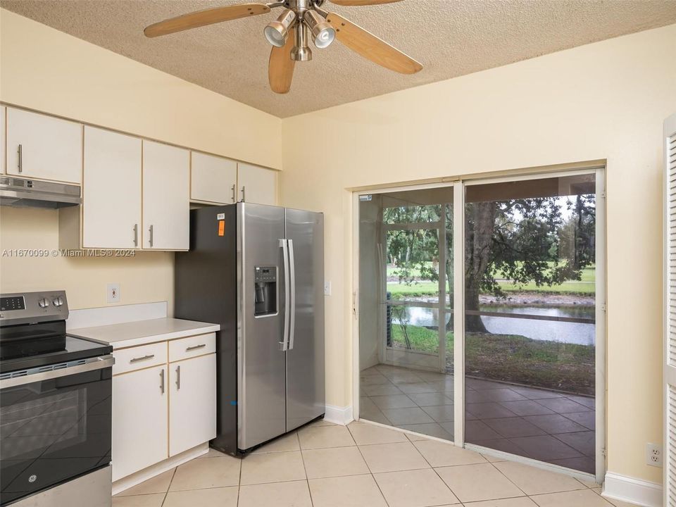 For Sale: $399,000 (2 beds, 1 baths, 1110 Square Feet)