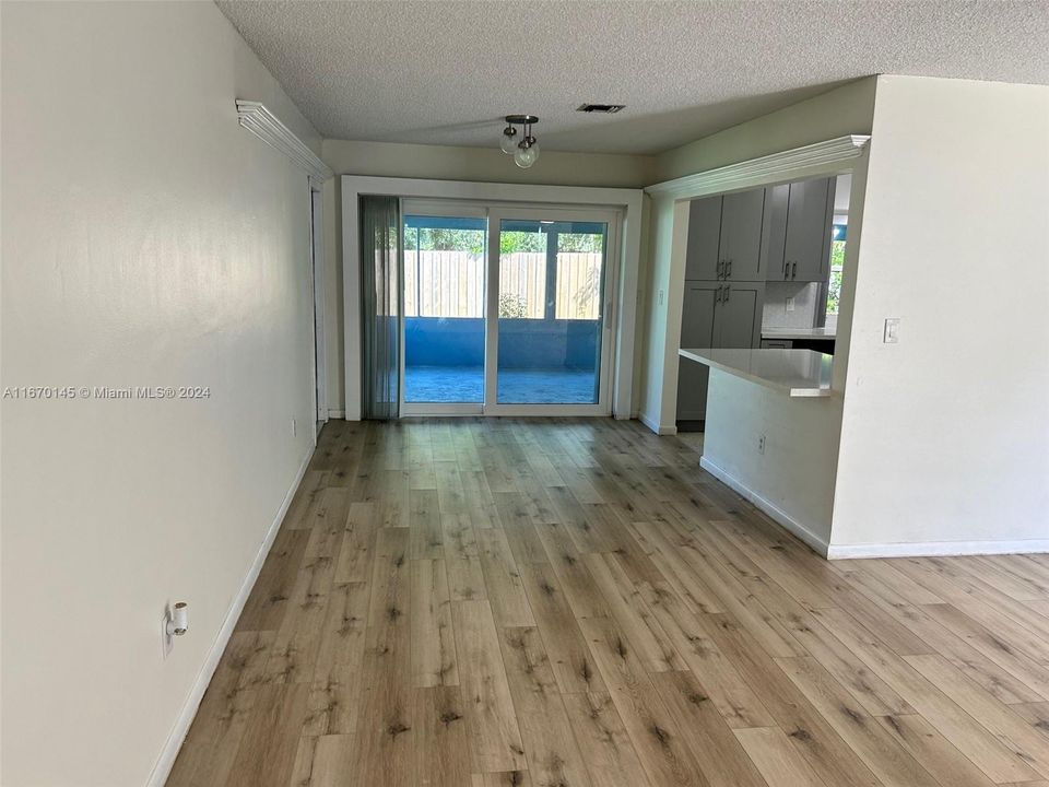 For Rent: $3,400 (3 beds, 2 baths, 1316 Square Feet)