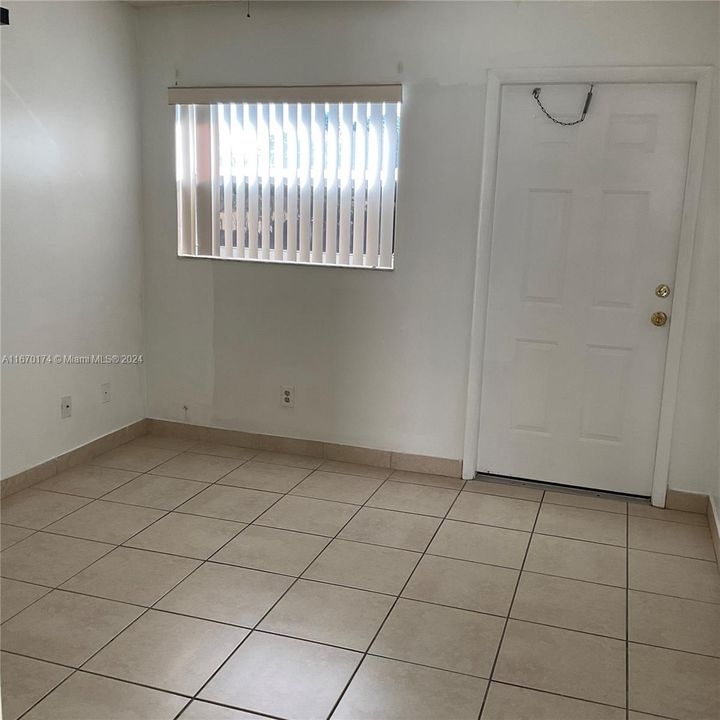 For Rent: $1,800 (2 beds, 1 baths, 8504 Square Feet)