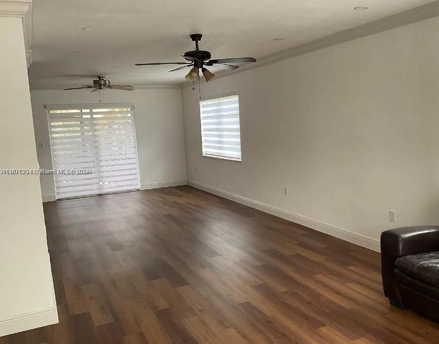 For Rent: $3,000 (3 beds, 2 baths, 1582 Square Feet)