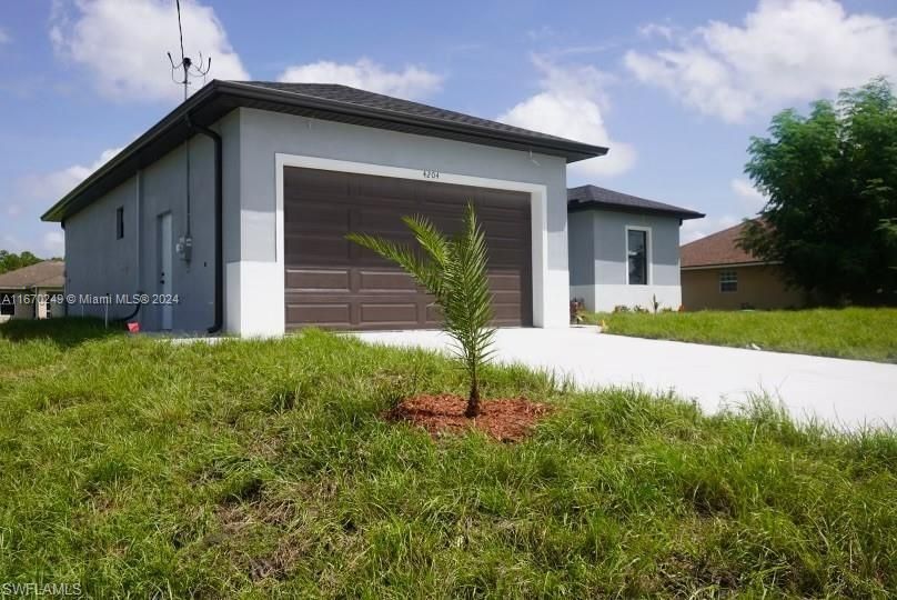 En Venta: $369,000 (3 camas, 2 baños, 1569 Pies cuadrados)