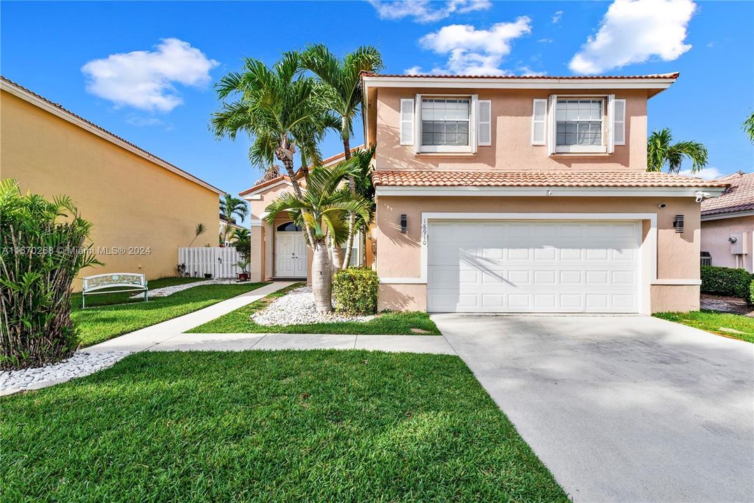 For Sale: $720,000 (4 beds, 2 baths, 2071 Square Feet)