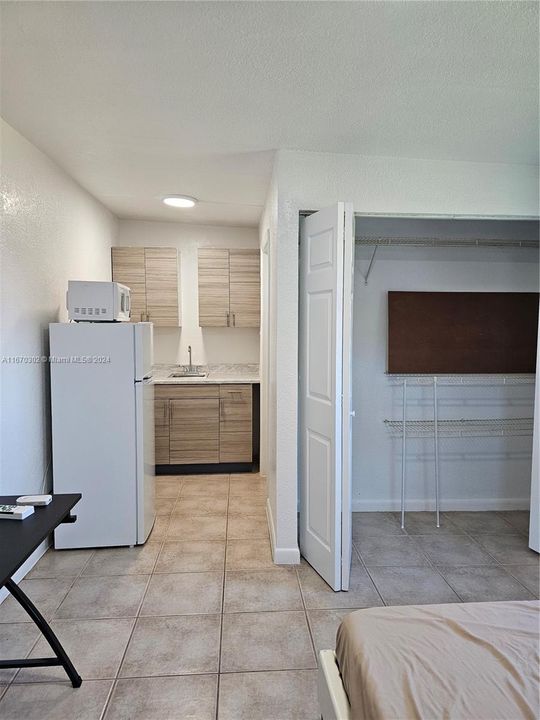 For Rent: $1,500 (1 beds, 1 baths, 1254 Square Feet)