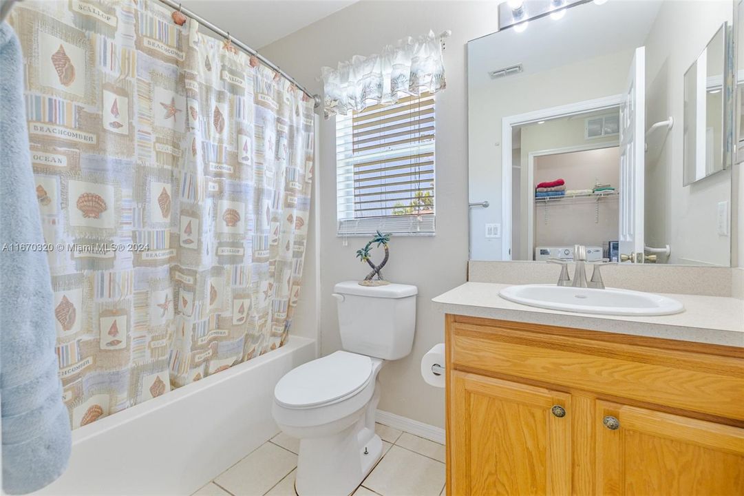 For Sale: $329,900 (3 beds, 2 baths, 1323 Square Feet)