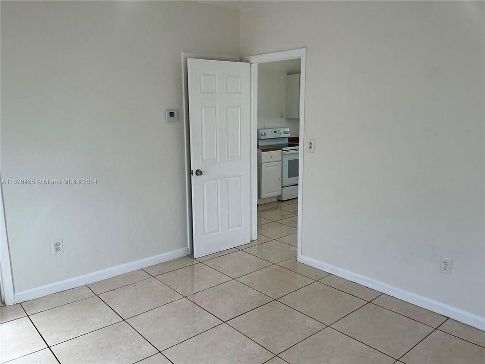 For Rent: $1,394 (1 beds, 1 baths, 2606 Square Feet)