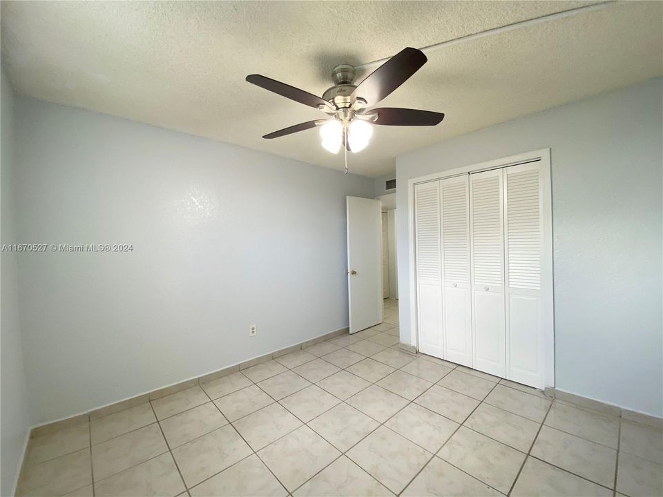 For Rent: $2,000 (2 beds, 1 baths, 770 Square Feet)