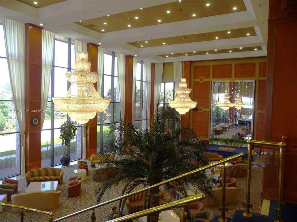 Club House - Lobby