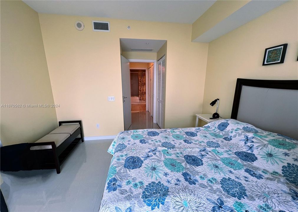 Недавно продано: $760,000 (2 спален, 2 ванн, 1091 Квадратных фут)