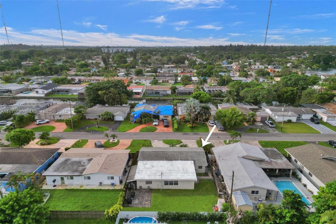 For Sale: $525,000 (3 beds, 2 baths, 1780 Square Feet)