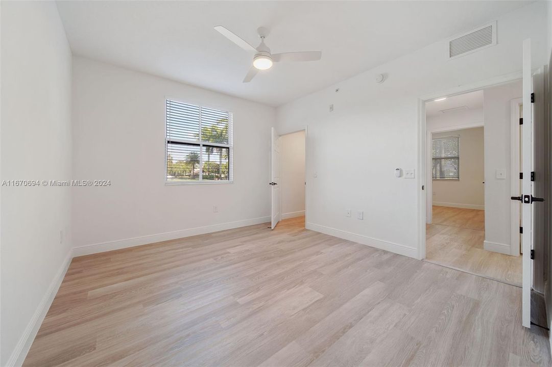 For Rent: $2,996 (3 beds, 2 baths, 1182 Square Feet)