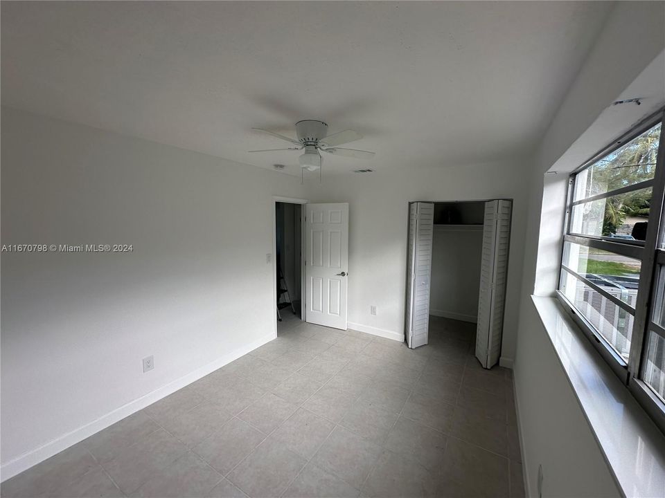 For Rent: $2,200 (2 beds, 1 baths, 2912 Square Feet)