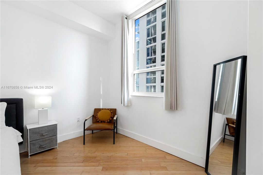 For Sale: $530,000 (2 beds, 2 baths, 1185 Square Feet)