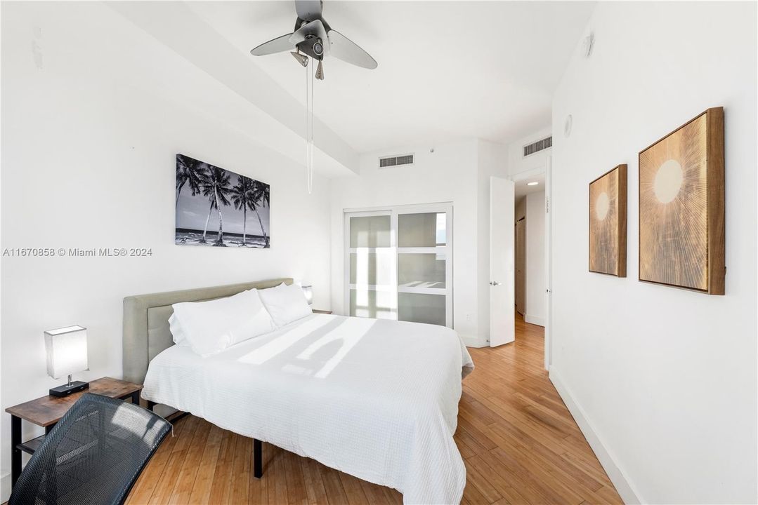 For Sale: $530,000 (2 beds, 2 baths, 1185 Square Feet)