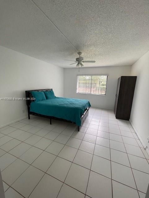 For Sale: $335,000 (2 beds, 2 baths, 1220 Square Feet)