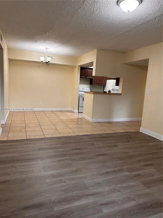 For Rent: $1,940 (2 beds, 2 baths, 1030 Square Feet)