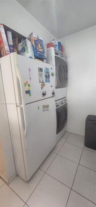 В аренду: $1,950 (2 спален, 2 ванн, 754 Квадратных фут)