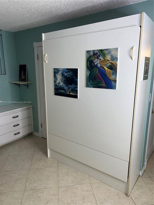 合同活跃: $120,000 (2 贝兹, 2 浴室, 1170 平方英尺)