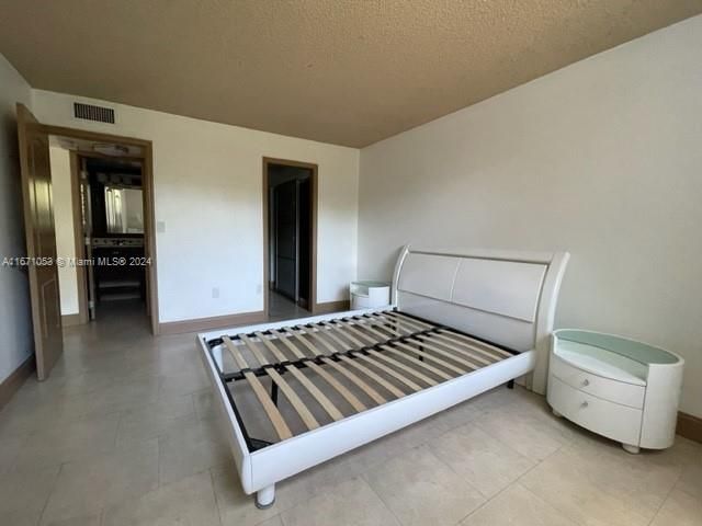 For Rent: $1,850 (1 beds, 1 baths, 673 Square Feet)