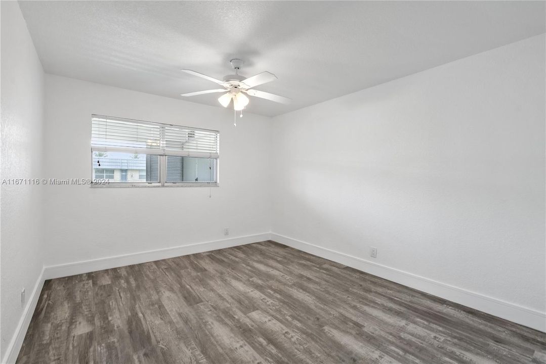 For Rent: $2,100 (2 beds, 2 baths, 880 Square Feet)