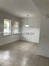 For Rent: $2,700 (3 beds, 2 baths, 1207 Square Feet)