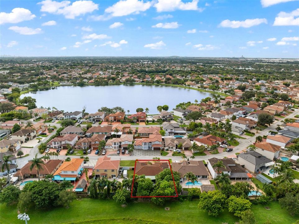 Active With Contract: $685,000 (4 beds, 2 baths, 2072 Square Feet)