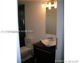 For Sale: $260,000 (1 beds, 1 baths, 653 Square Feet)