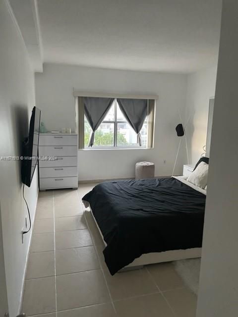 For Rent: $2,250 (1 beds, 1 baths, 695 Square Feet)