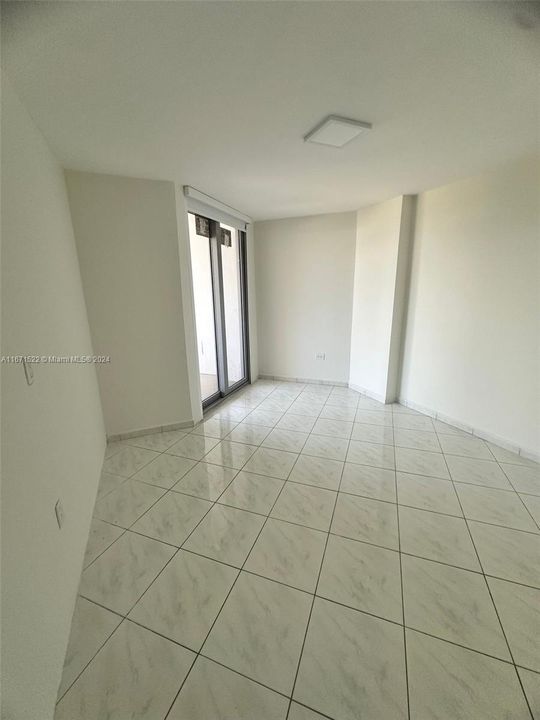 For Rent: $3,000 (2 beds, 2 baths, 1064 Square Feet)