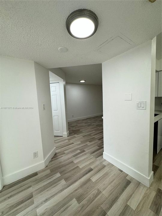 For Rent: $2,250 (2 beds, 2 baths, 1044 Square Feet)