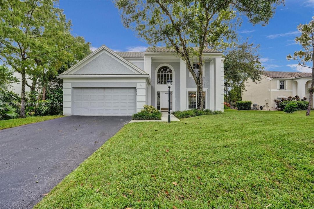 For Sale: $725,000 (4 beds, 2 baths, 2176 Square Feet)