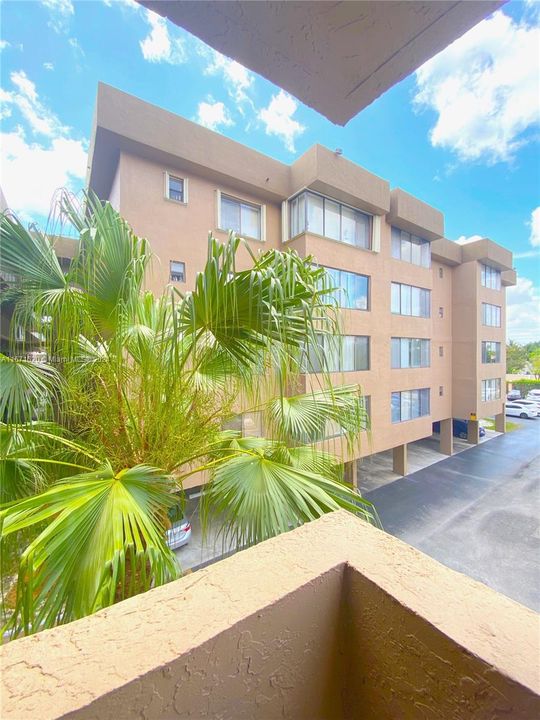 En Venta: $237,000 (2 camas, 2 baños, 1350 Pies cuadrados)