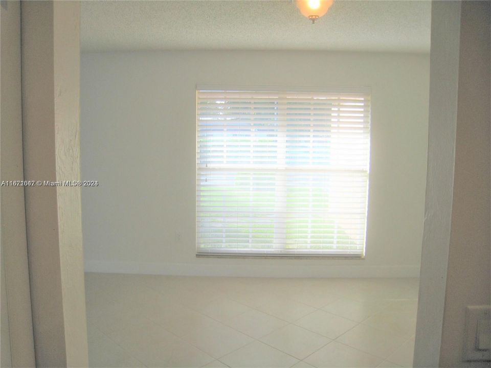 For Rent: $4,200 (3 beds, 2 baths, 1775 Square Feet)