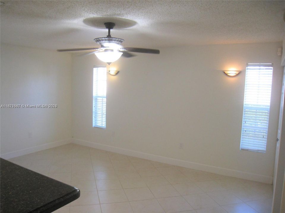 For Rent: $4,200 (3 beds, 2 baths, 1775 Square Feet)