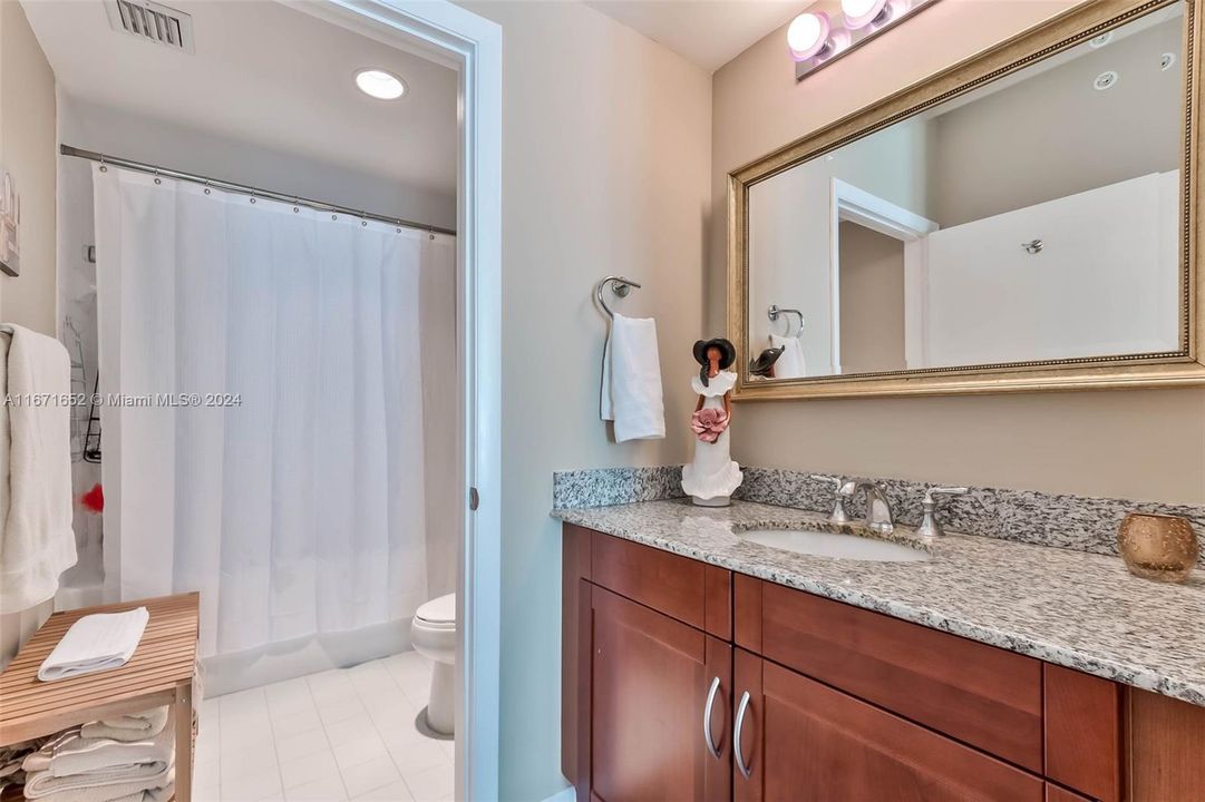 For Sale: $549,900 (3 beds, 2 baths, 1496 Square Feet)