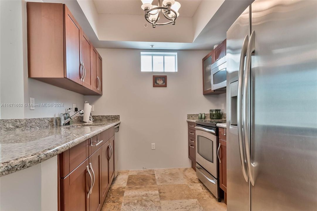 For Sale: $549,900 (3 beds, 2 baths, 1496 Square Feet)