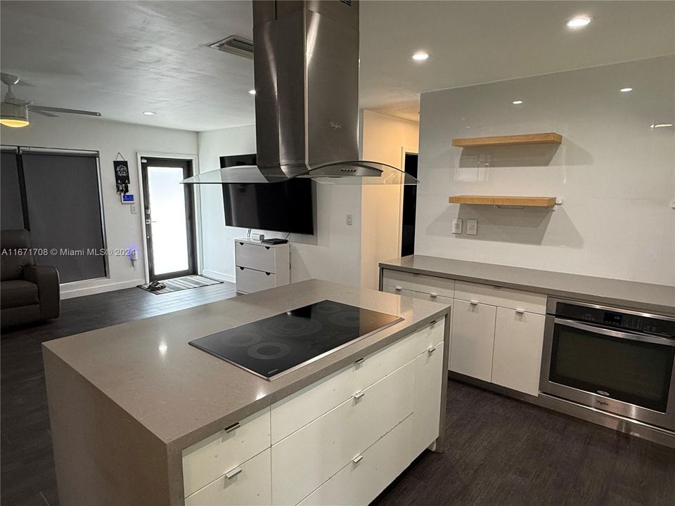 For Rent: $3,500 (3 beds, 2 baths, 1257 Square Feet)