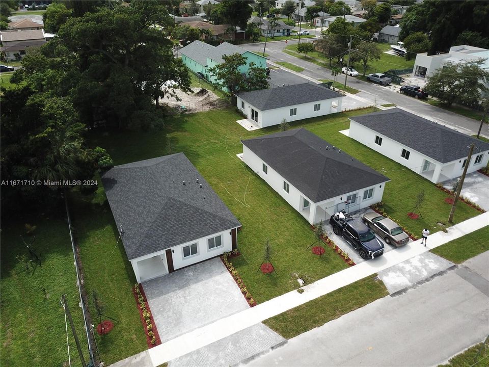 For Sale: $599,000 (3 beds, 2 baths, 1480 Square Feet)