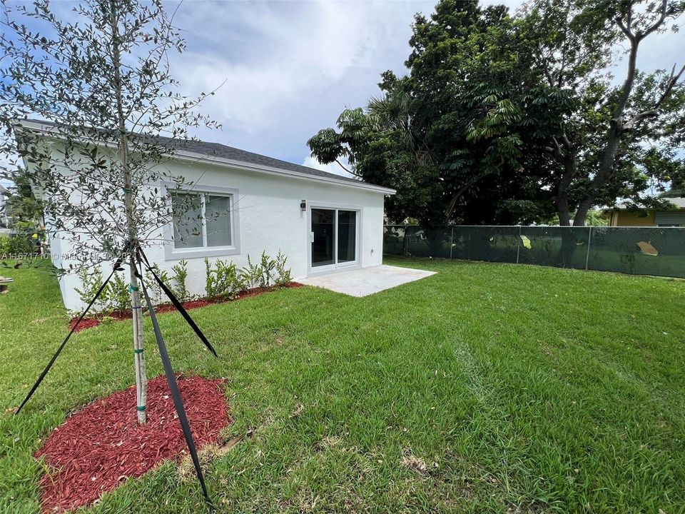 For Sale: $599,000 (3 beds, 2 baths, 1480 Square Feet)