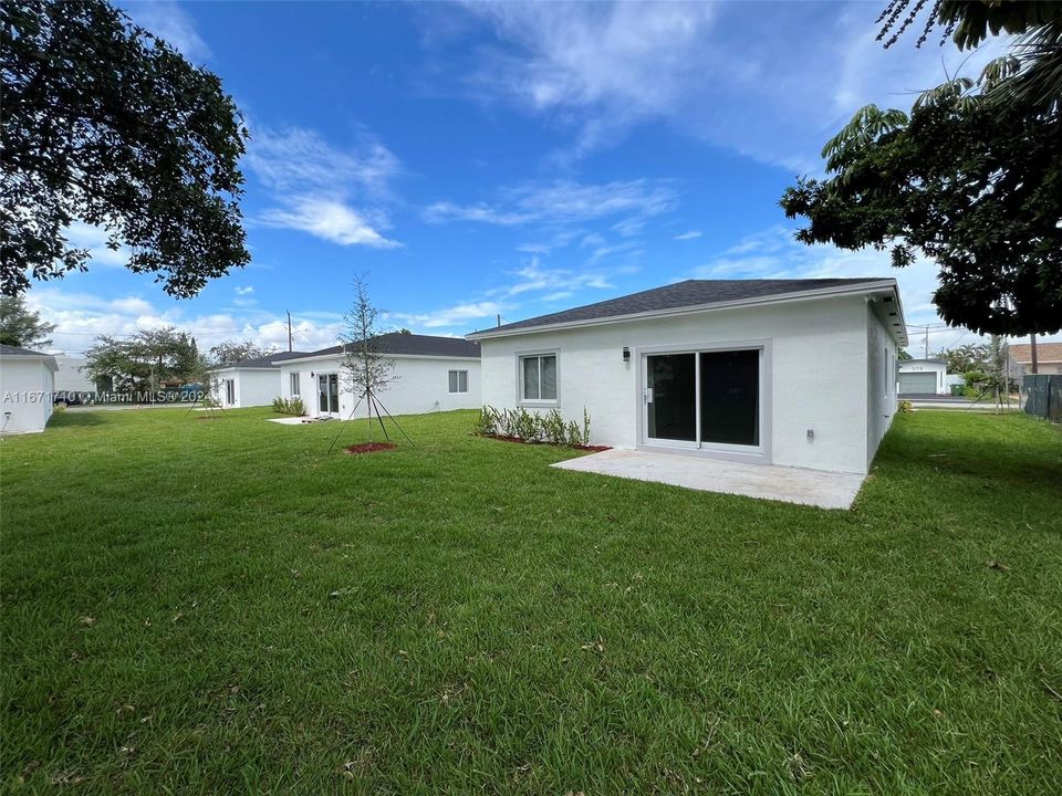 For Sale: $599,000 (3 beds, 2 baths, 1480 Square Feet)