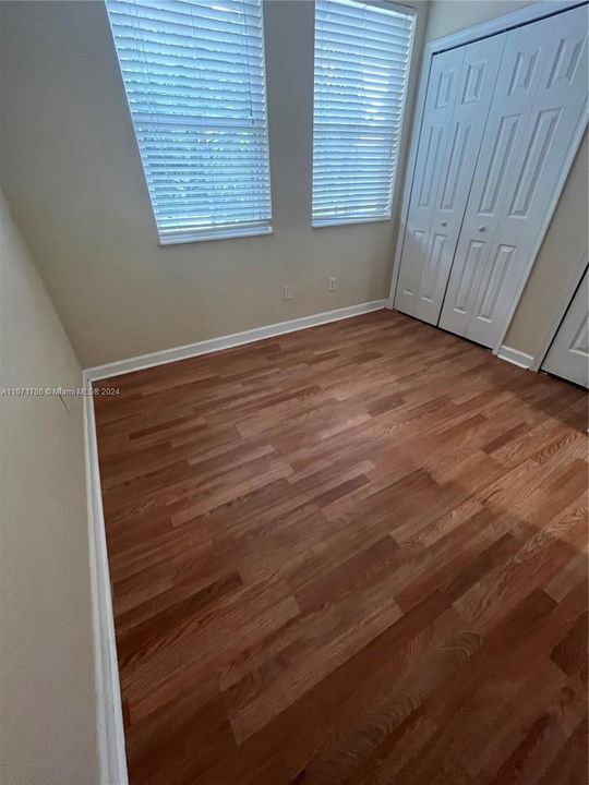 For Rent: $2,800 (3 beds, 2 baths, 1452 Square Feet)